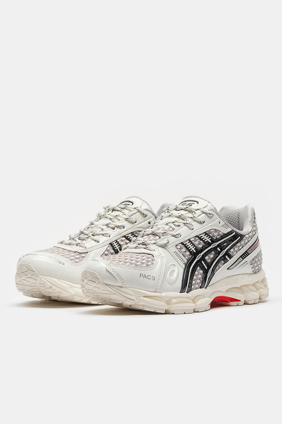 ASICS PACE Gel-Kayano 12.1 Sneaker in Cream/Black - Notre
