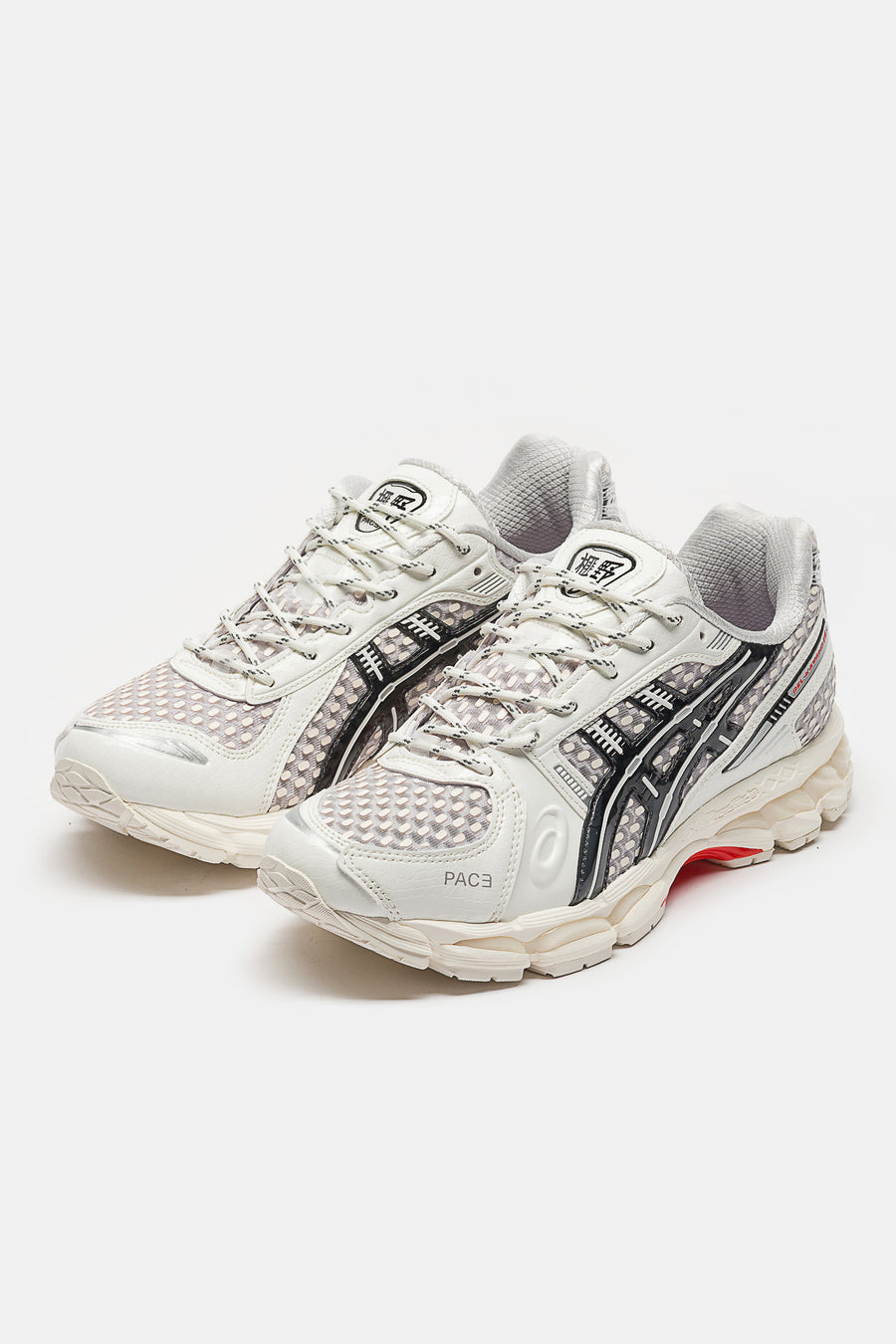 ASICS PACE Gel-Kayano 12.1 Sneaker in Cream/Black - Notre