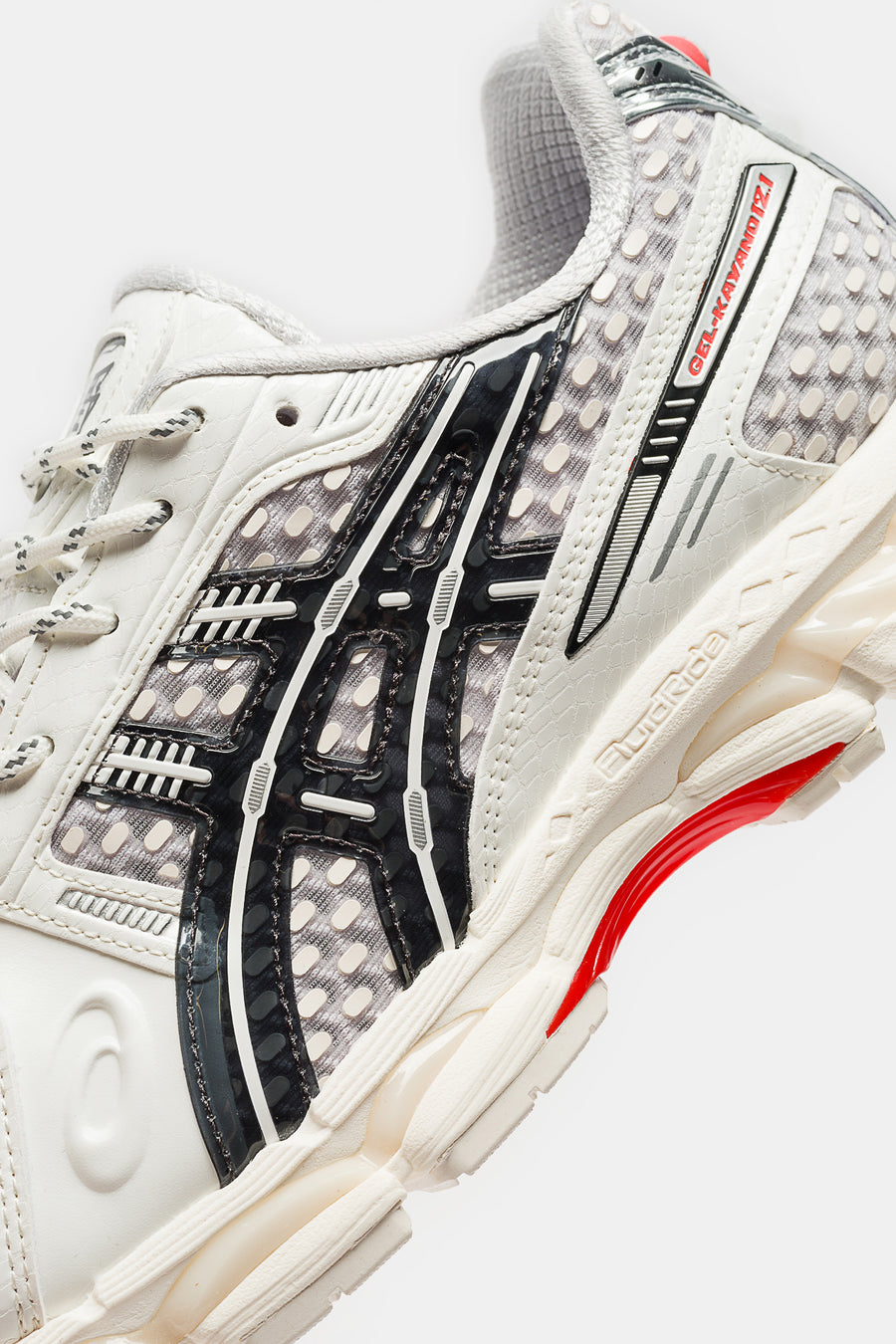 ASICS PACE Gel-Kayano 12.1 Sneaker in Cream/Black - Notre