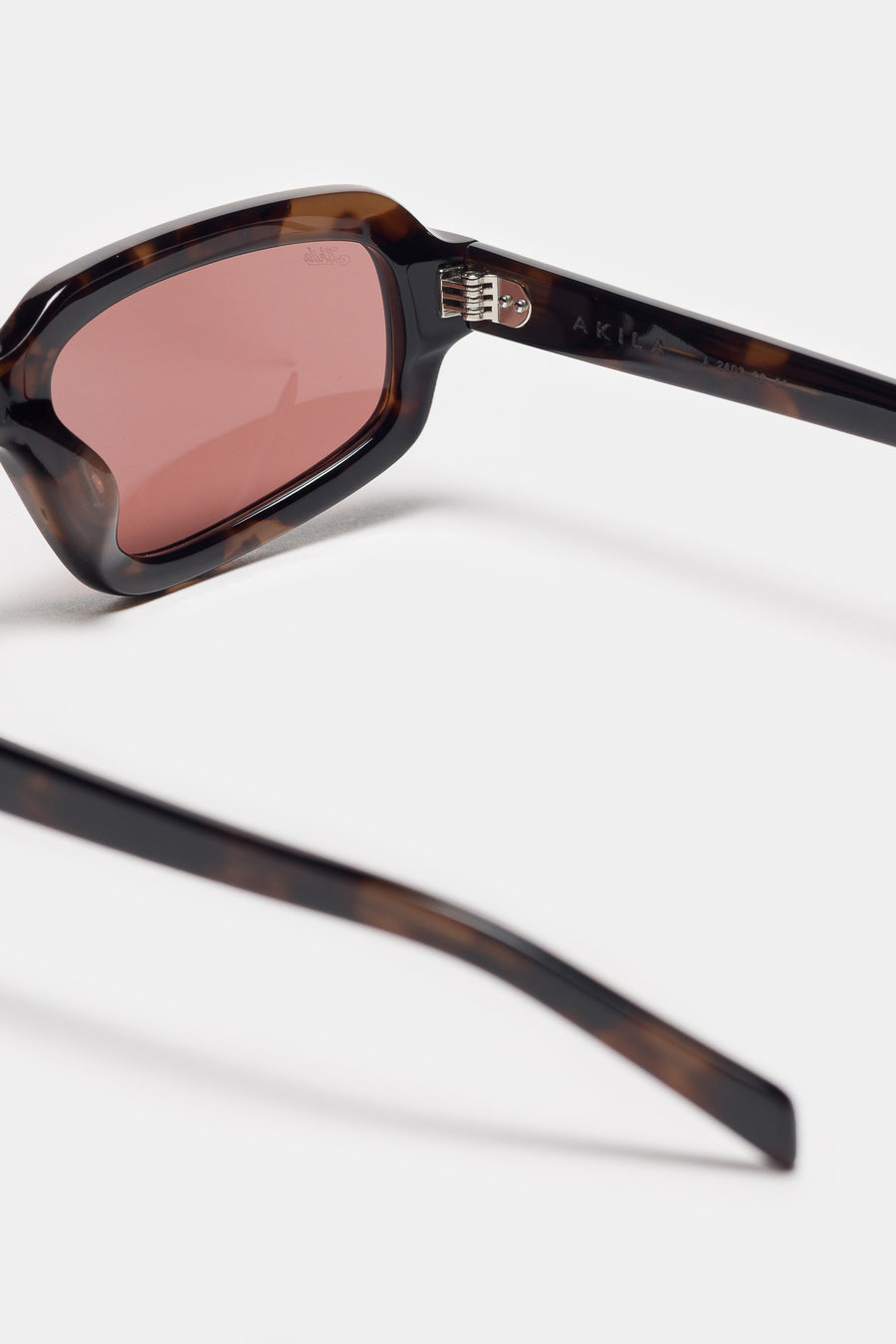 Akila Jupiter Sunglasses in Tortoise/Purple - Notre