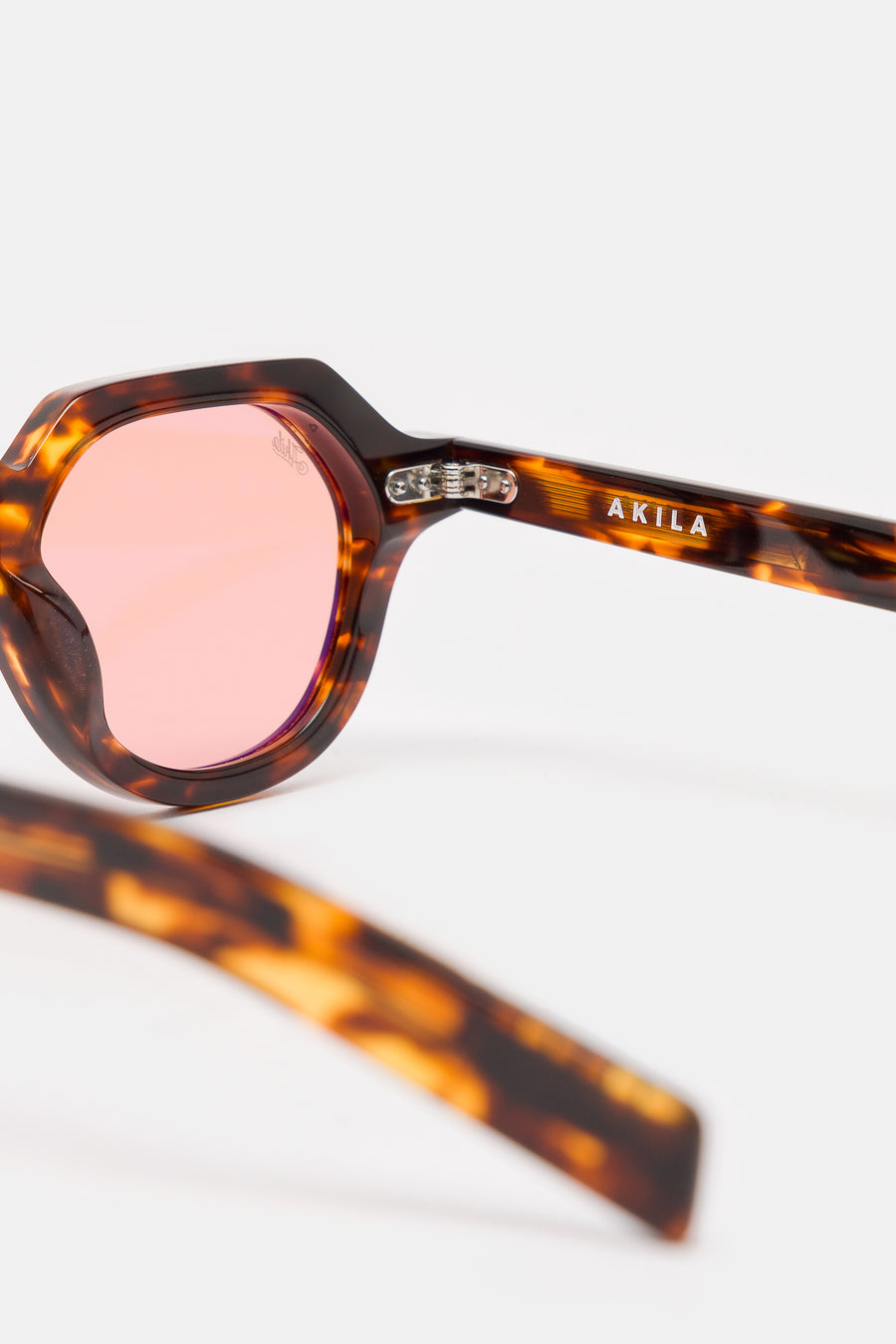 Akila Lola Sunglasses in Brown Havana/Apricot - Notre
