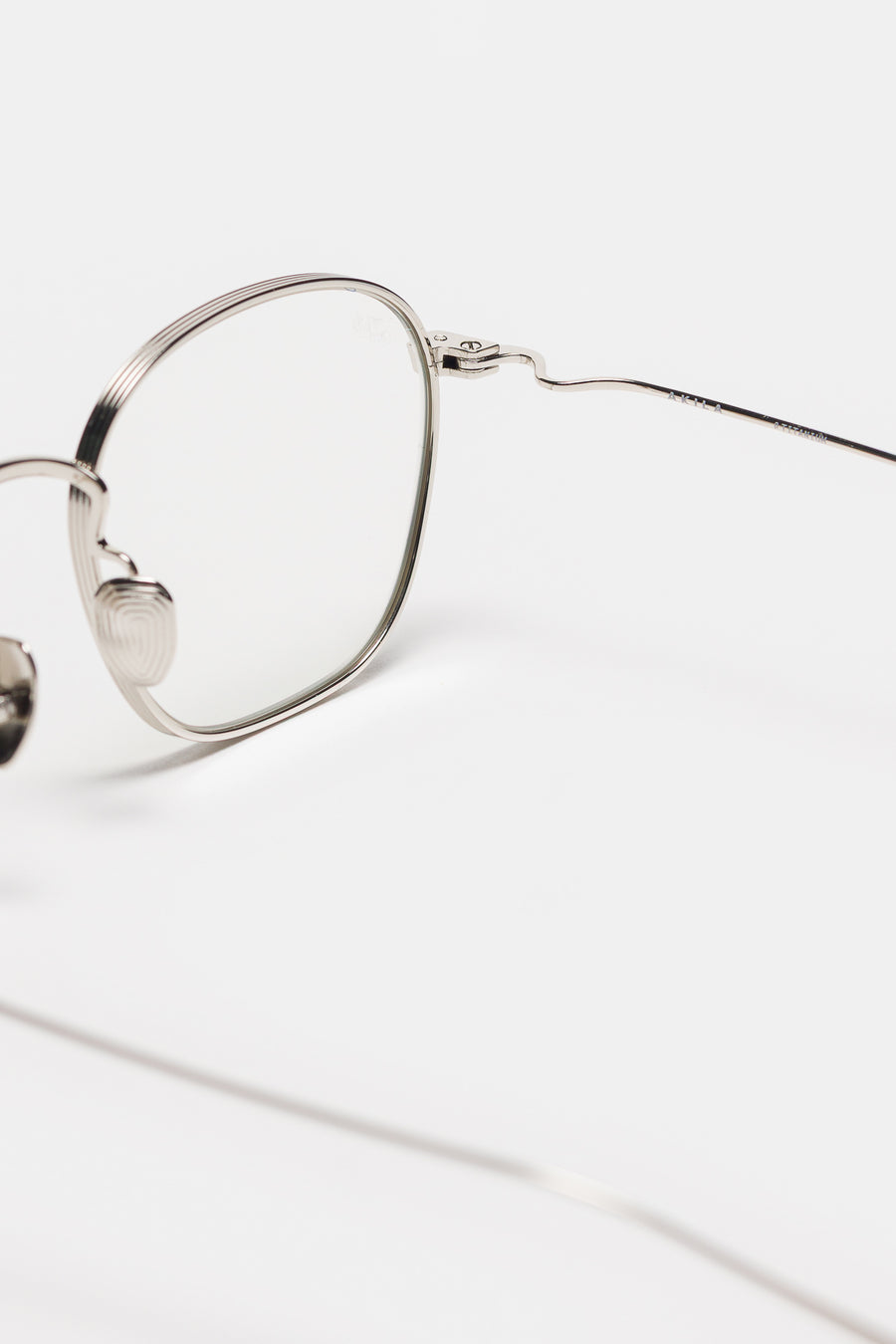 Akila Osiris Glasses in Silver - Notre