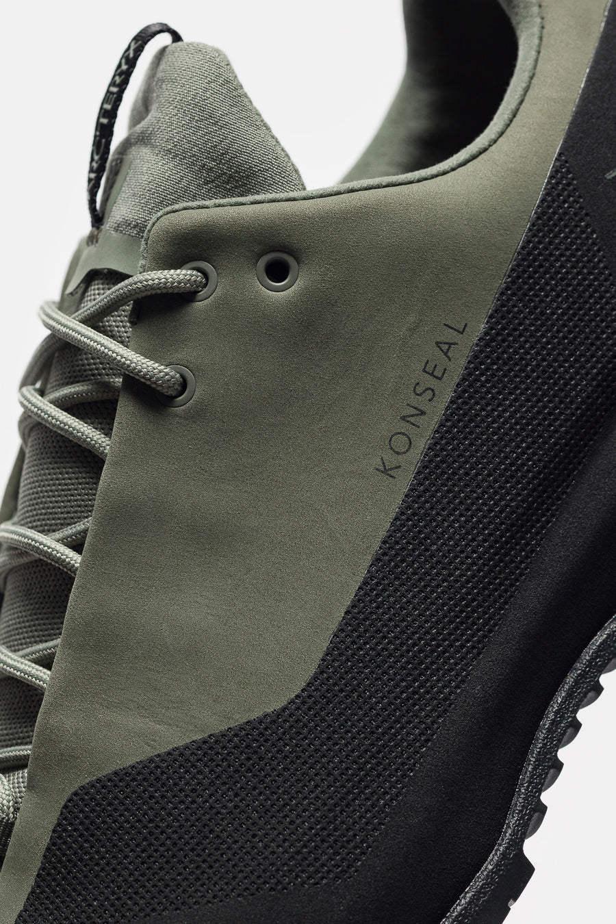 Arc'teryx Konseal Sneaker in Forage/Black - Notre