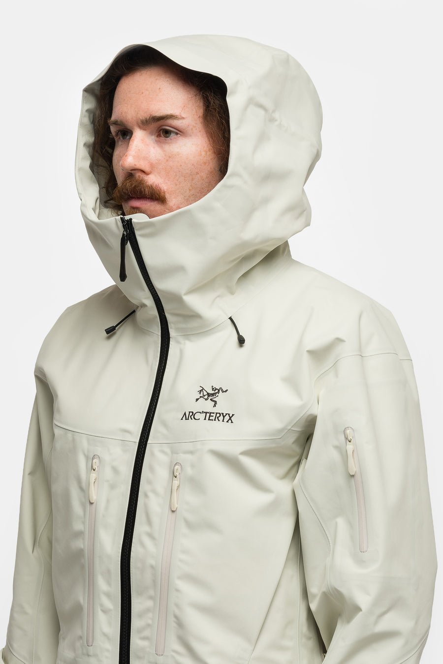 Alpha SV Jacket in Sea Salt/Black