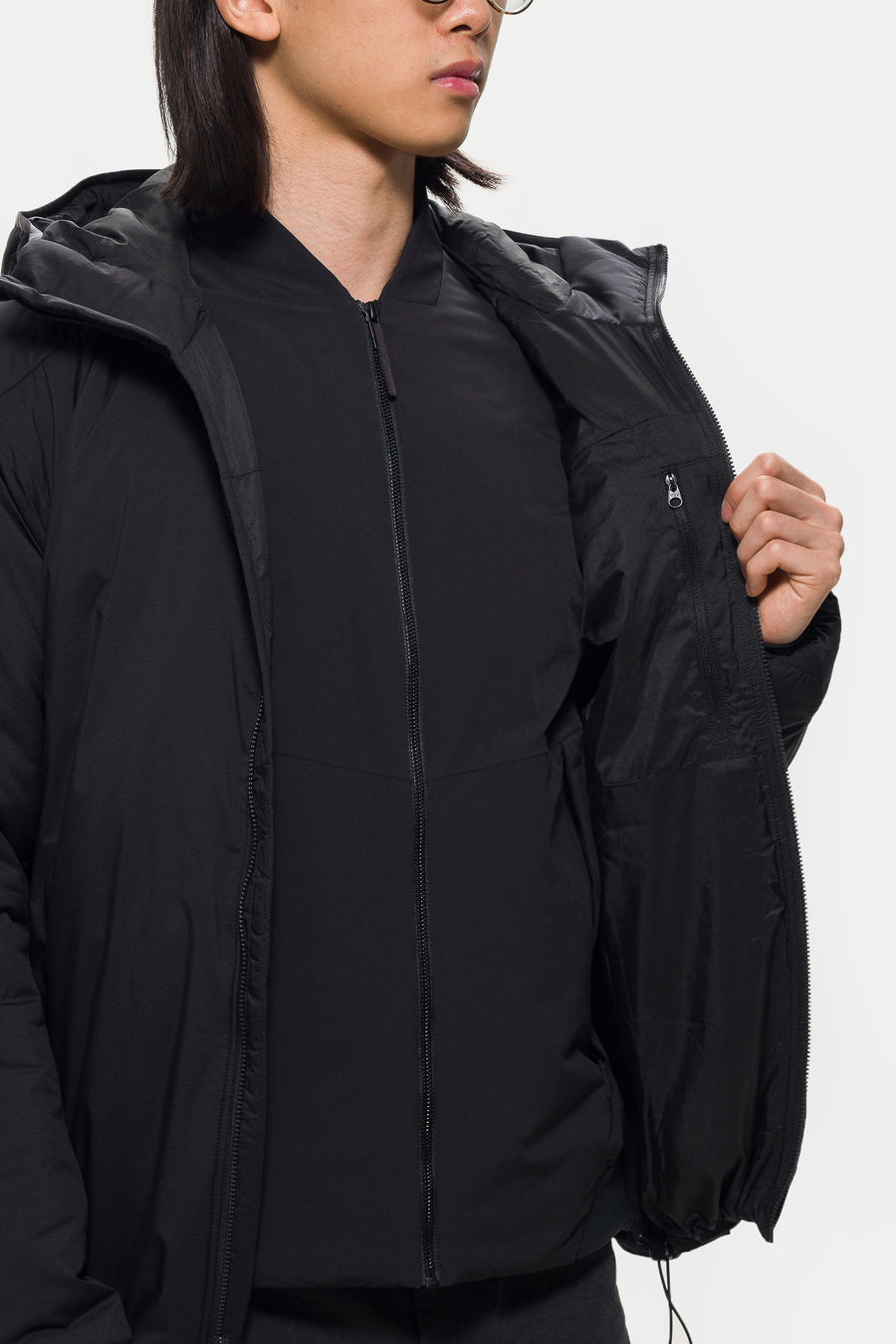 Arc'teryx Atom SV Hoody Jacket in Black - Notre