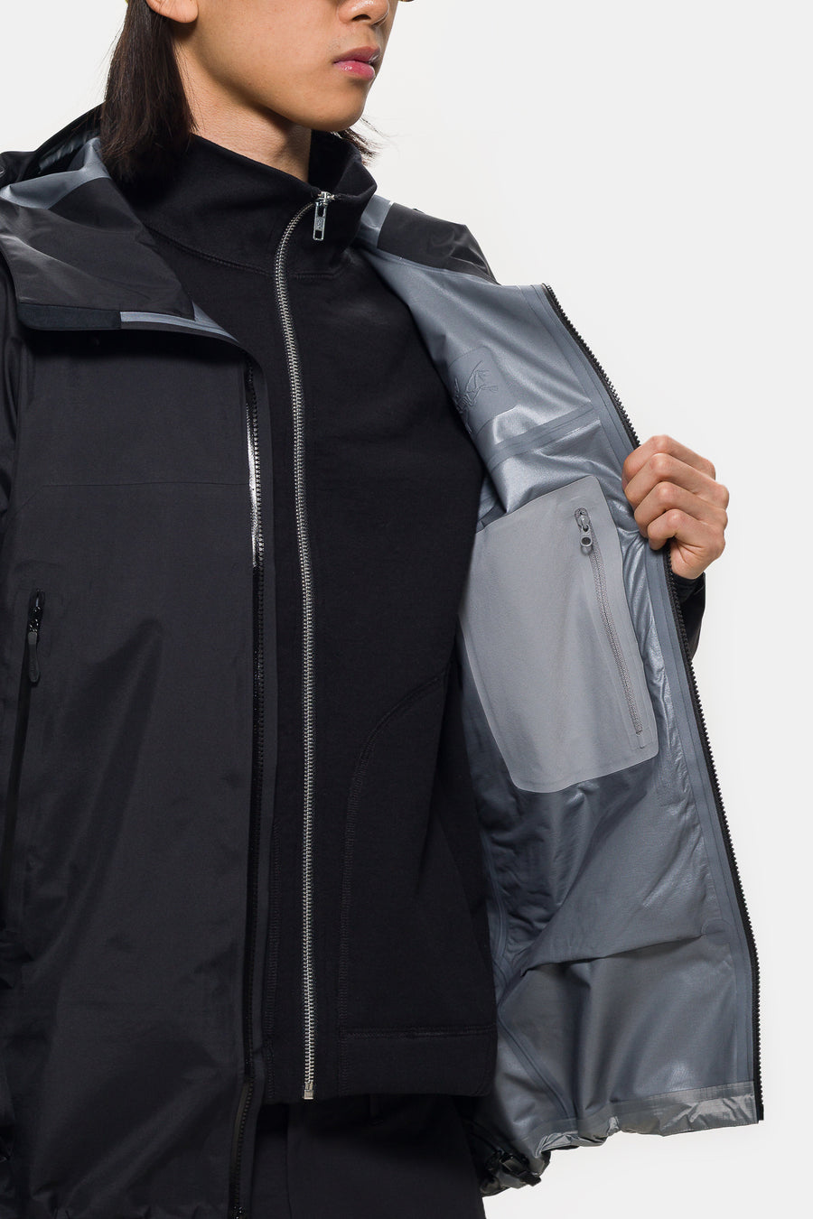 Arc'teryx Beta SL Jacket in Black - Notre