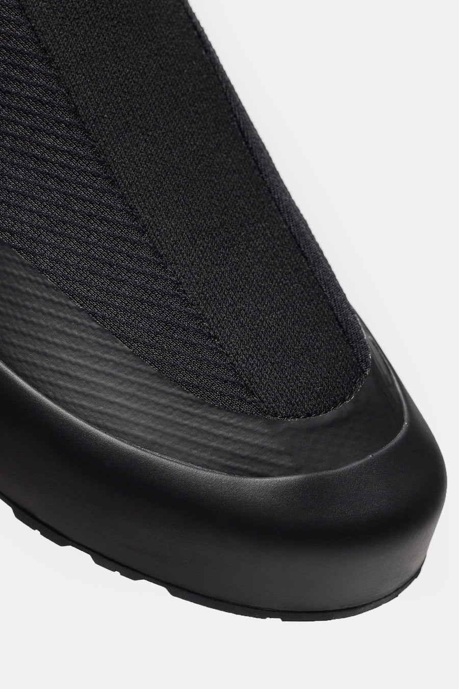 Kragg Sneaker in Black/Black