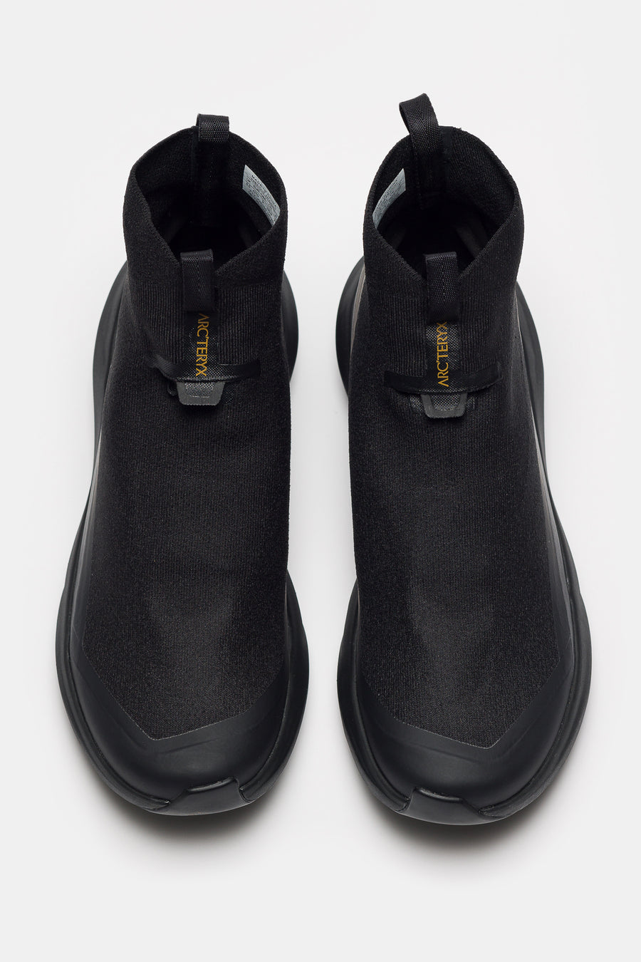 Arc'teryx Norvan 4 Nivalis Sneaker in Black/Black - Notre