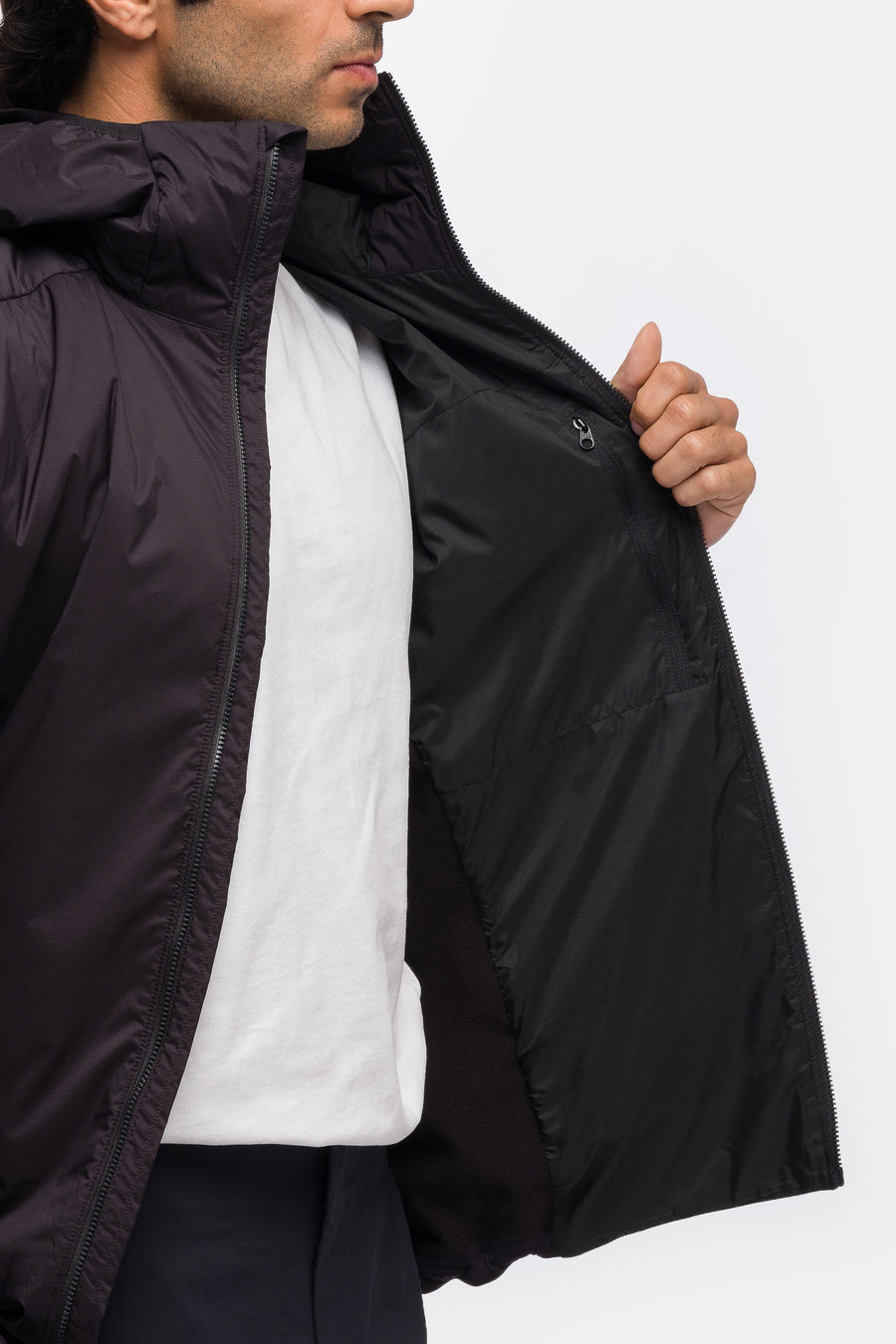 Arc'teryx Atom Hoody Jacket in Black - Notre