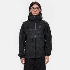 Alpha Jacket in Black - Arc'Teryx