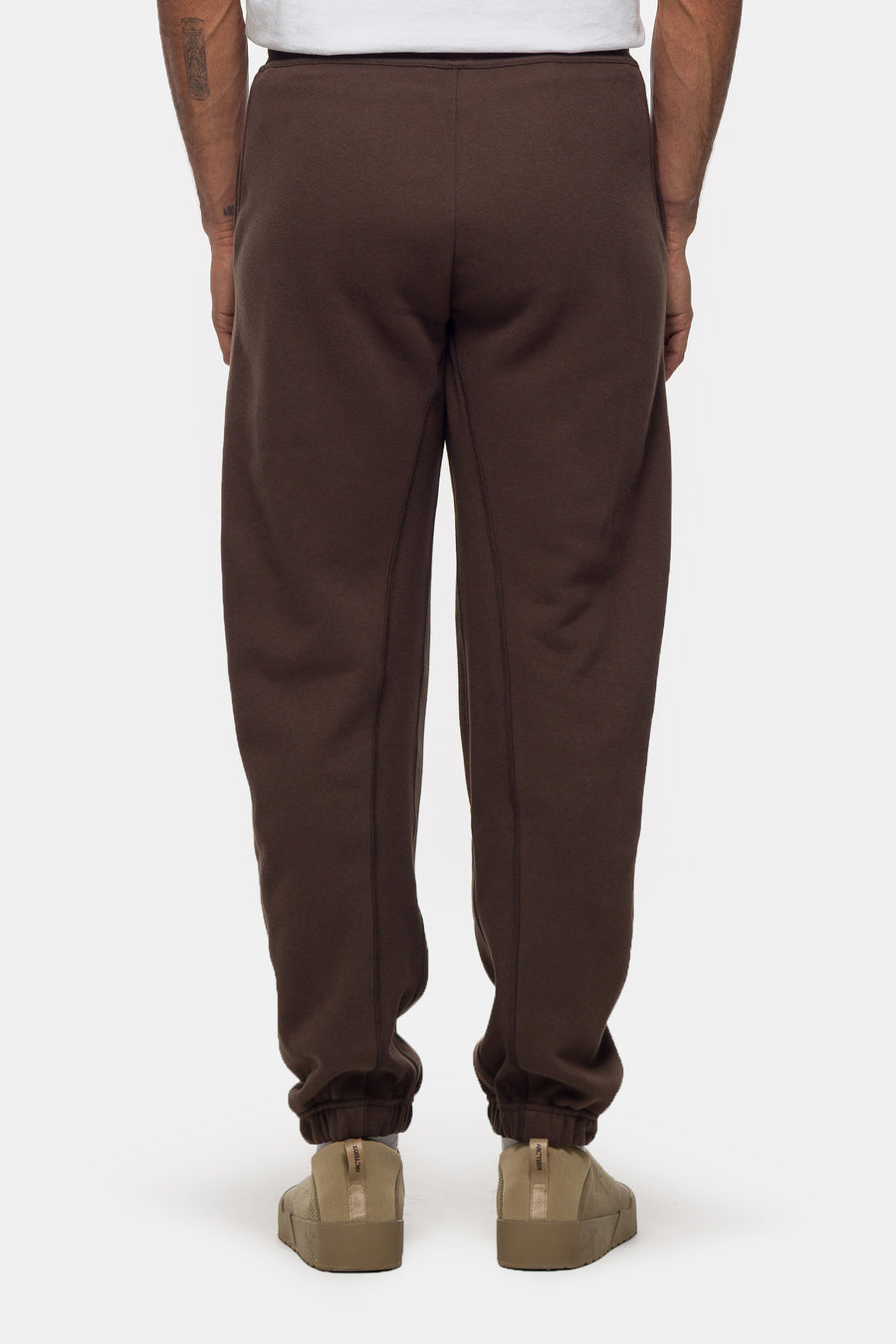 Emblem Fleece Jogger Sweatpant in Carob