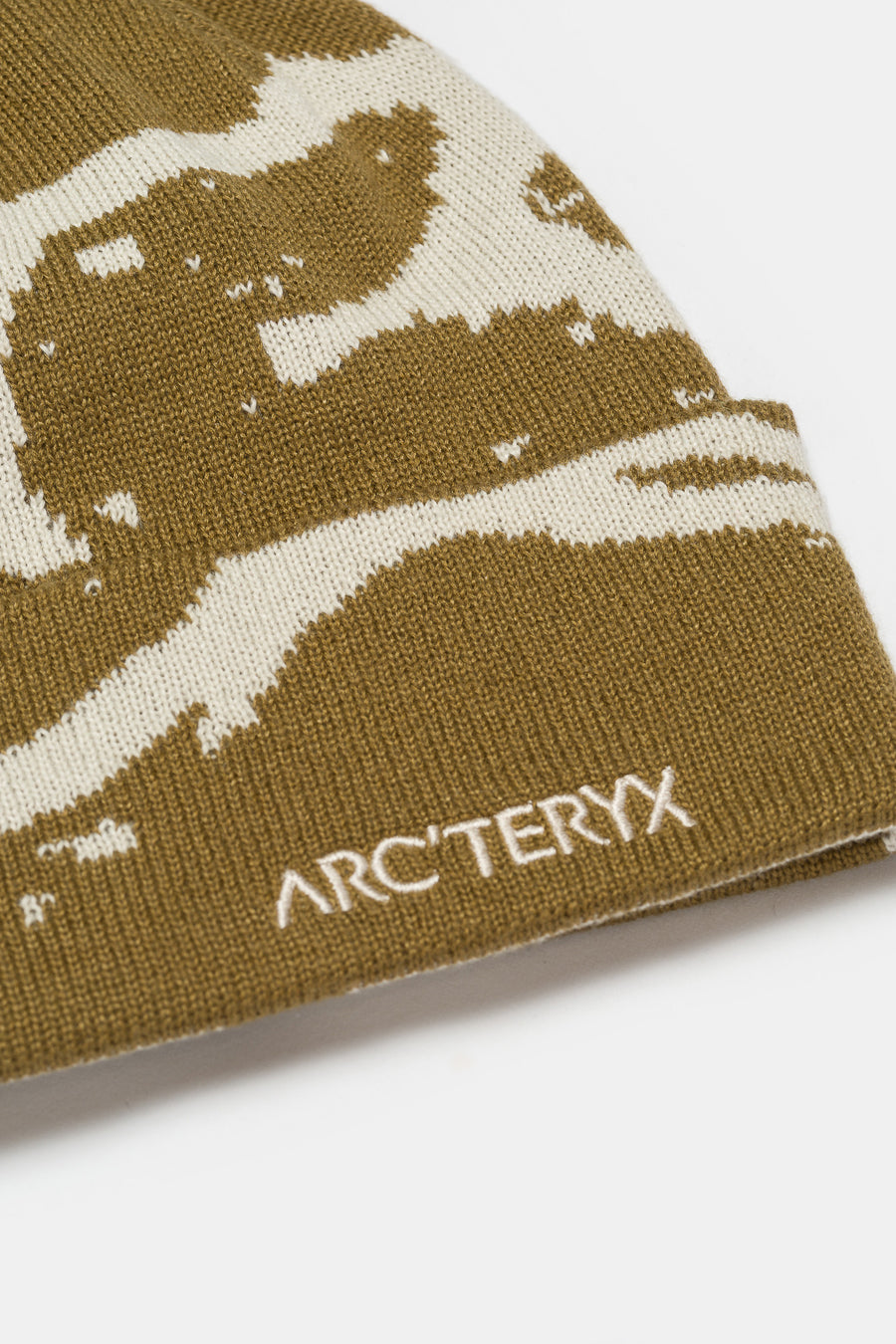 Grotto Toque	in Bracken/Sea Salt