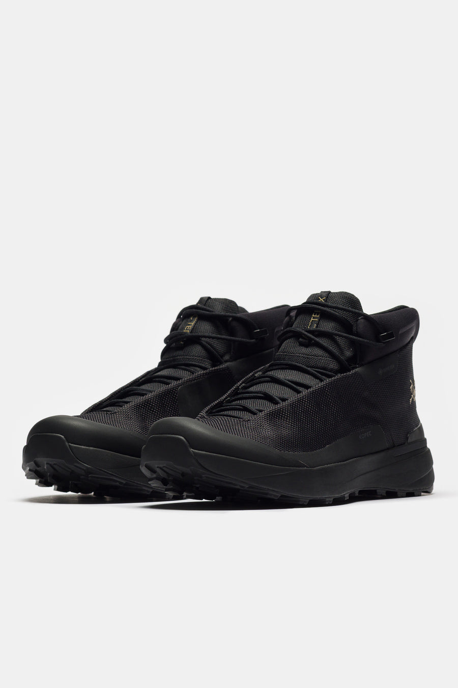 Arc'teryx Kopec Mid Gore-Tex Boot in Black/Black - Notre