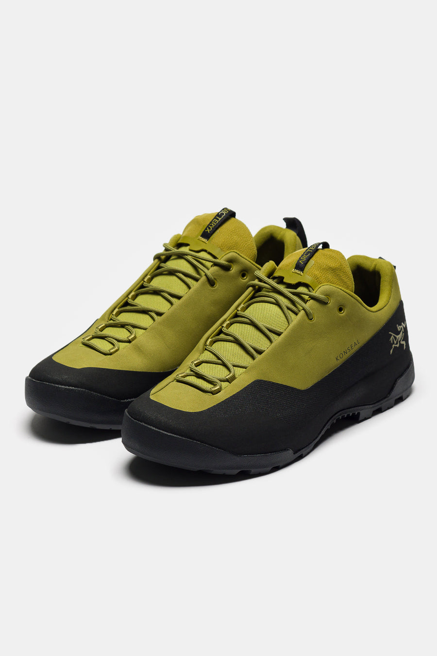 Konseal Sneaker in Olive Moss/Black