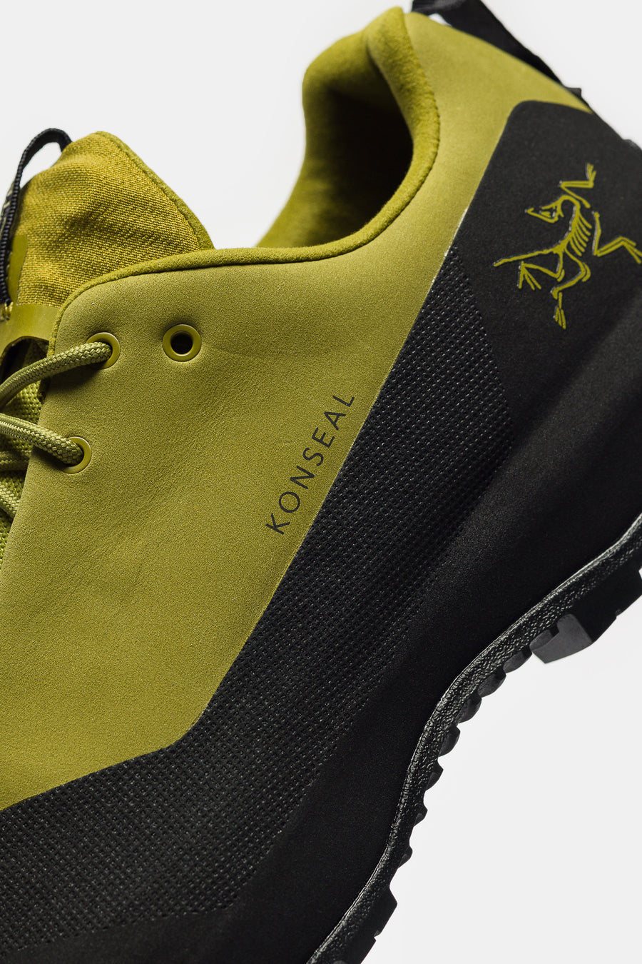 Konseal Sneaker in Olive Moss/Black