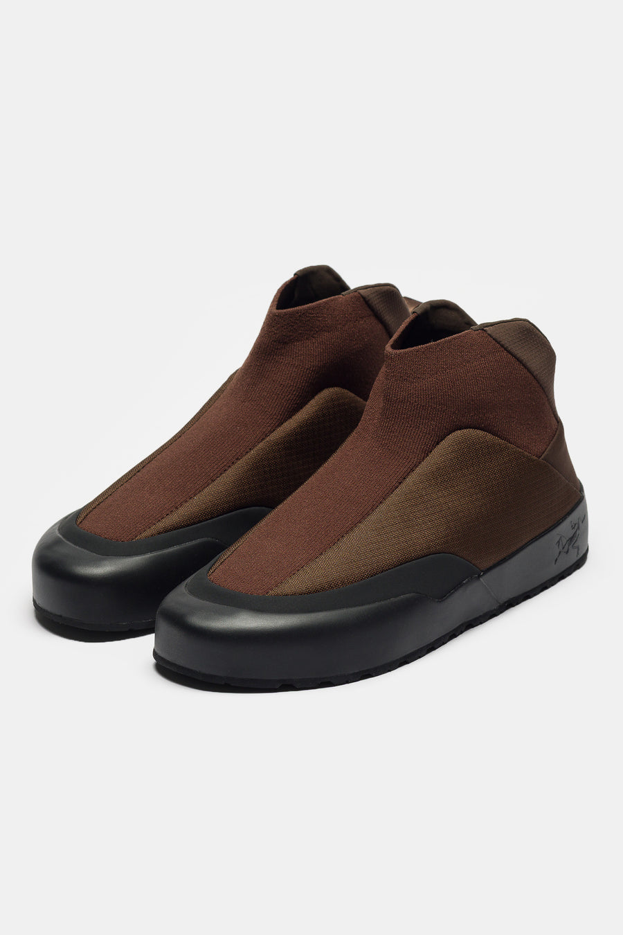 Kragg Insulated Sneaker in Carob/Black