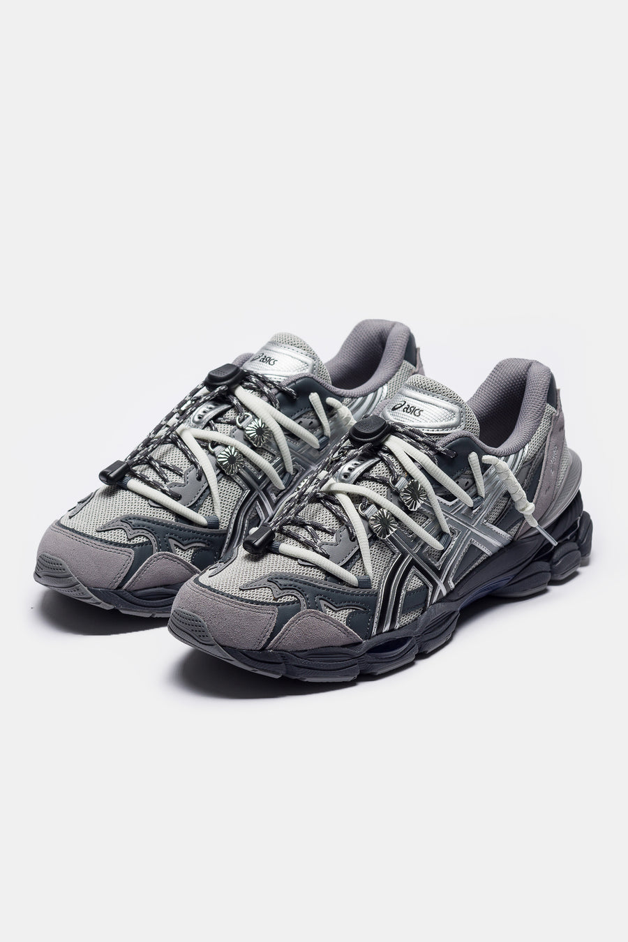 Toga Gel-Cumulus 16 TG Sneaker in Grey/Black Pure Silver