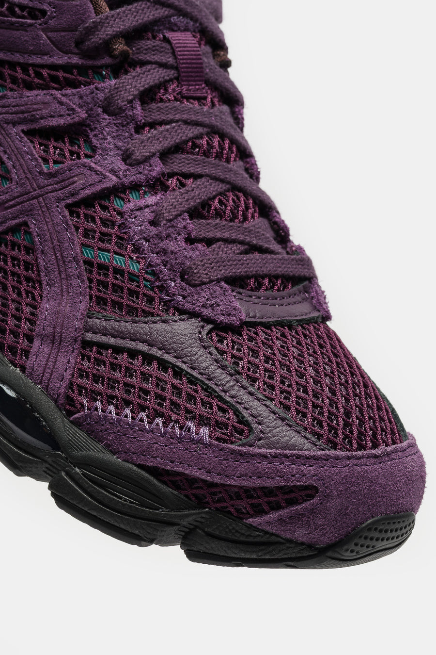 ASICS Carnan Gel-Cumulus 16 Sneaker in Blackberry/Purple - Notre