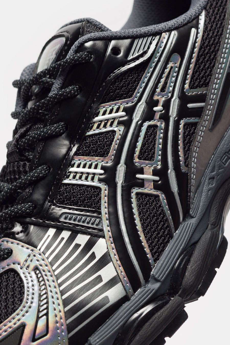 ASICS Gel-Kayano 12.1 Sneaker in Black/Pure Silver - Notre