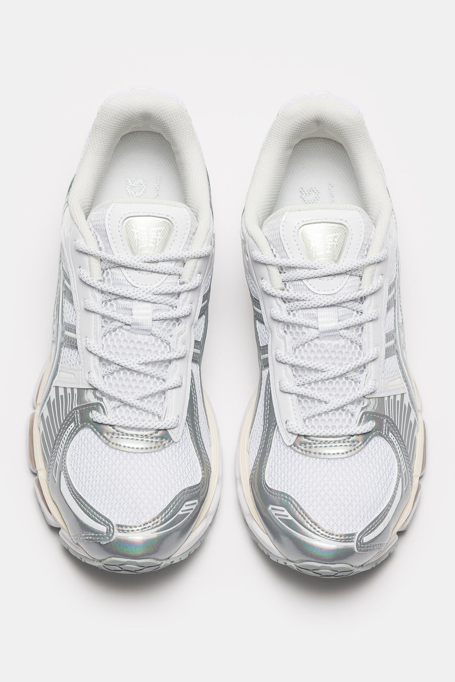 ASICS Gel-Kayano 12.1 Sneaker in White/Pure Silver - Notre