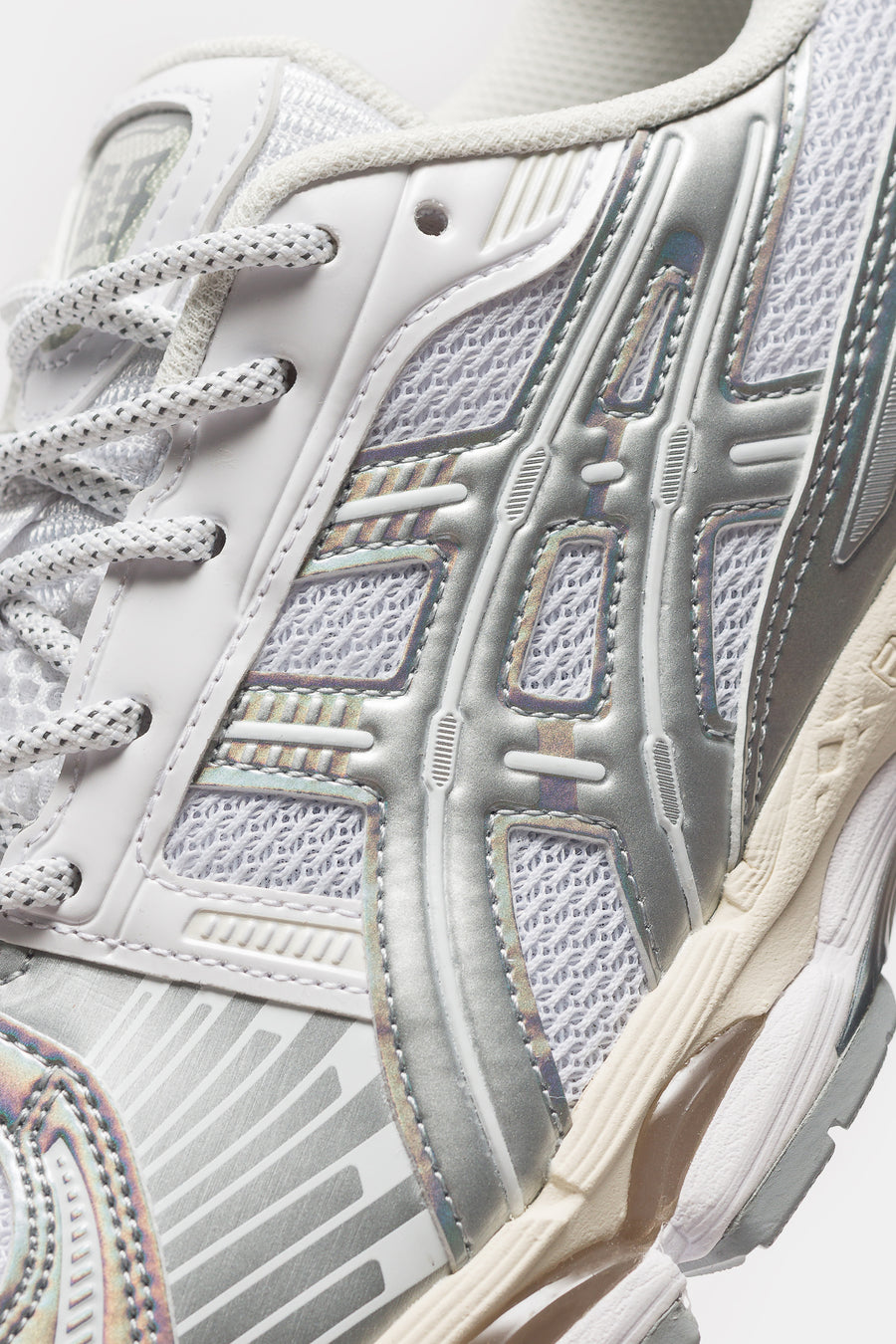 ASICS Gel-Kayano 12.1 Sneaker in White/Pure Silver - Notre