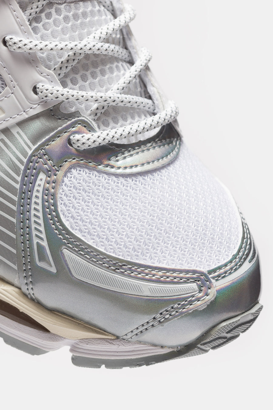 ASICS Gel-Kayano 12.1 Sneaker in White/Pure Silver - Notre