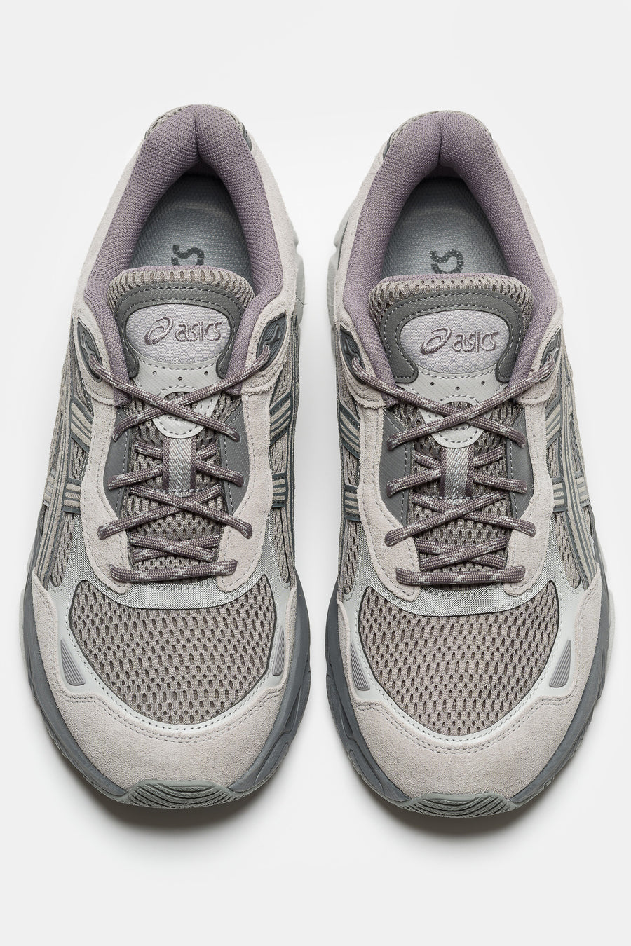 ASICS GEL-NYC 2.0 Sneaker in Clay Grey/Cement Grey - Notre