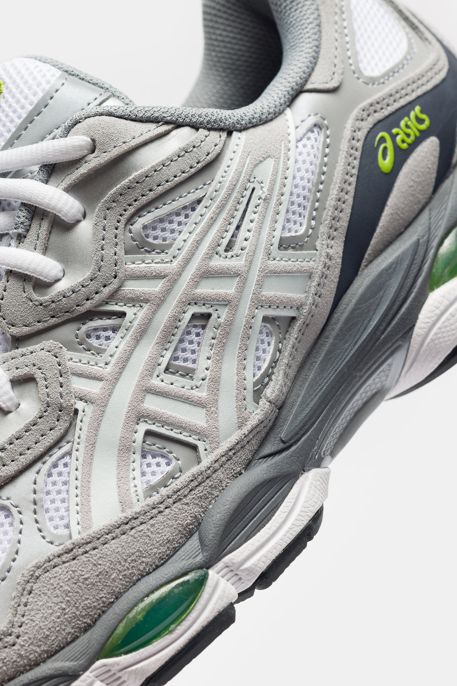 ASICS Gel-NYC Sneaker in White/Glacier Grey - Notre