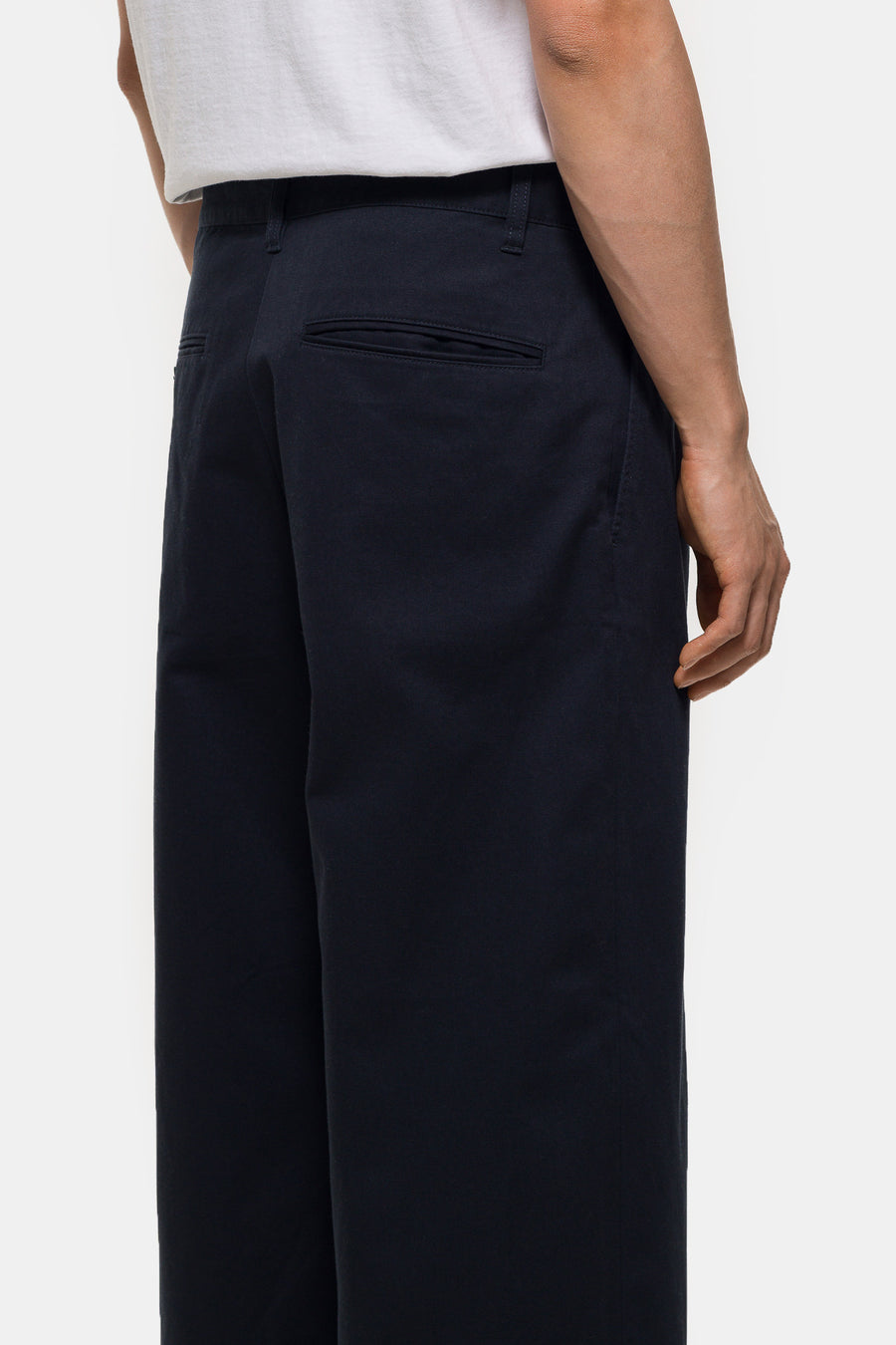 Beams New Wide Chino Pant in Navy - Notre
