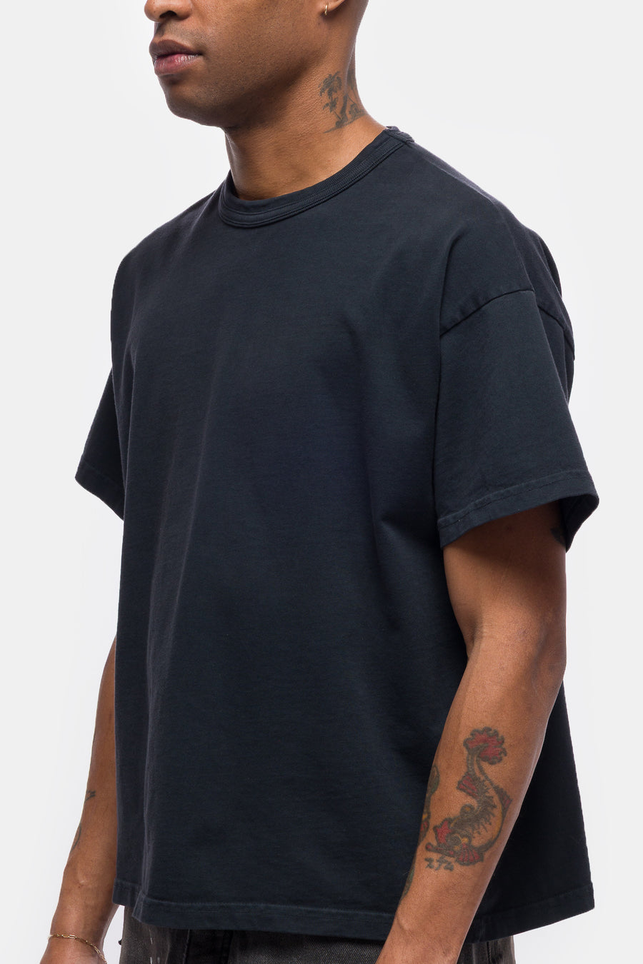 Bare Knuckles Basics T-Shirt in Black - Notre
