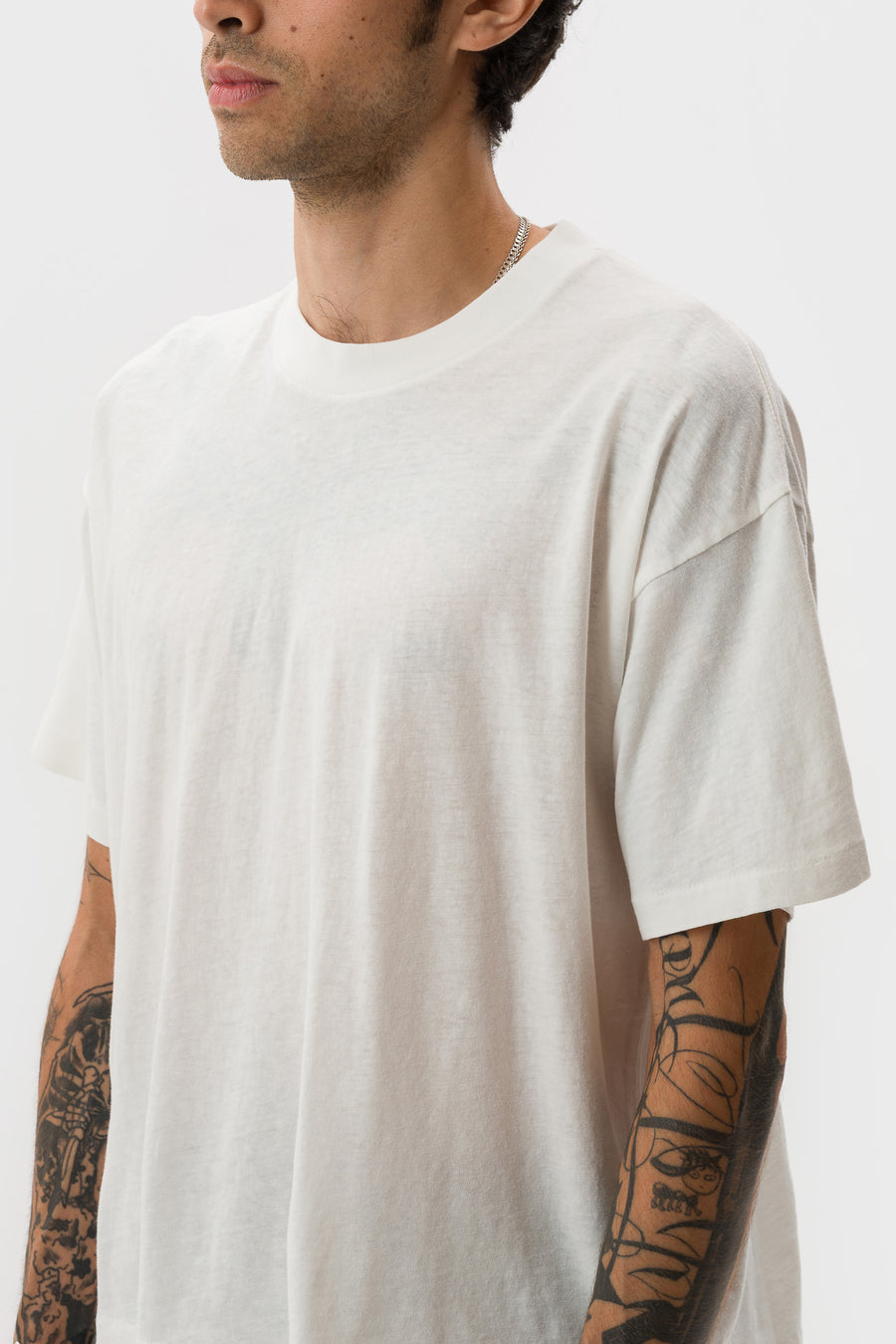 Bare Knuckles Marci T-Shirt in Rinse White - Notre