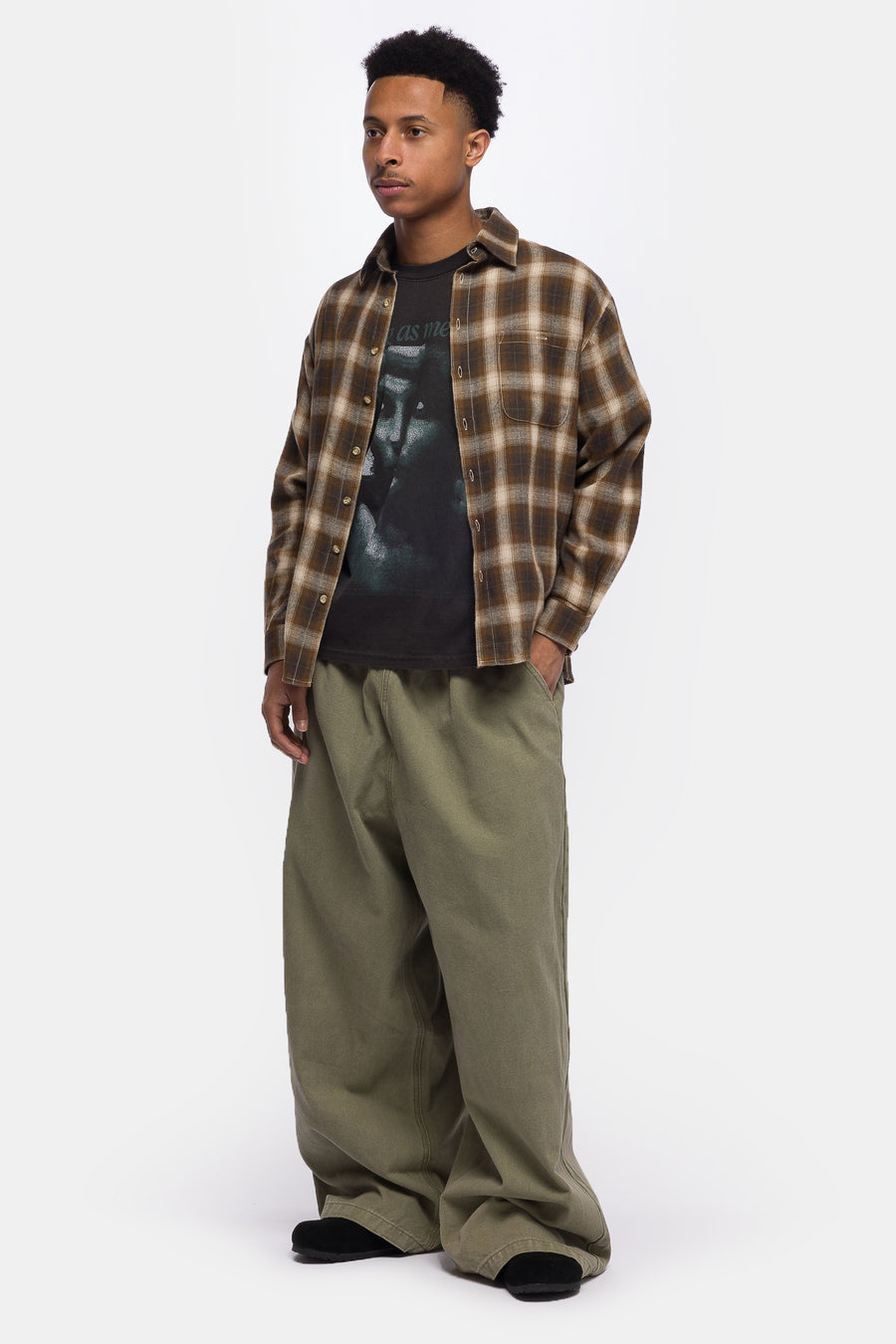 Basketcase Gallery Elephant Utility Pant in Military Green - Notre
