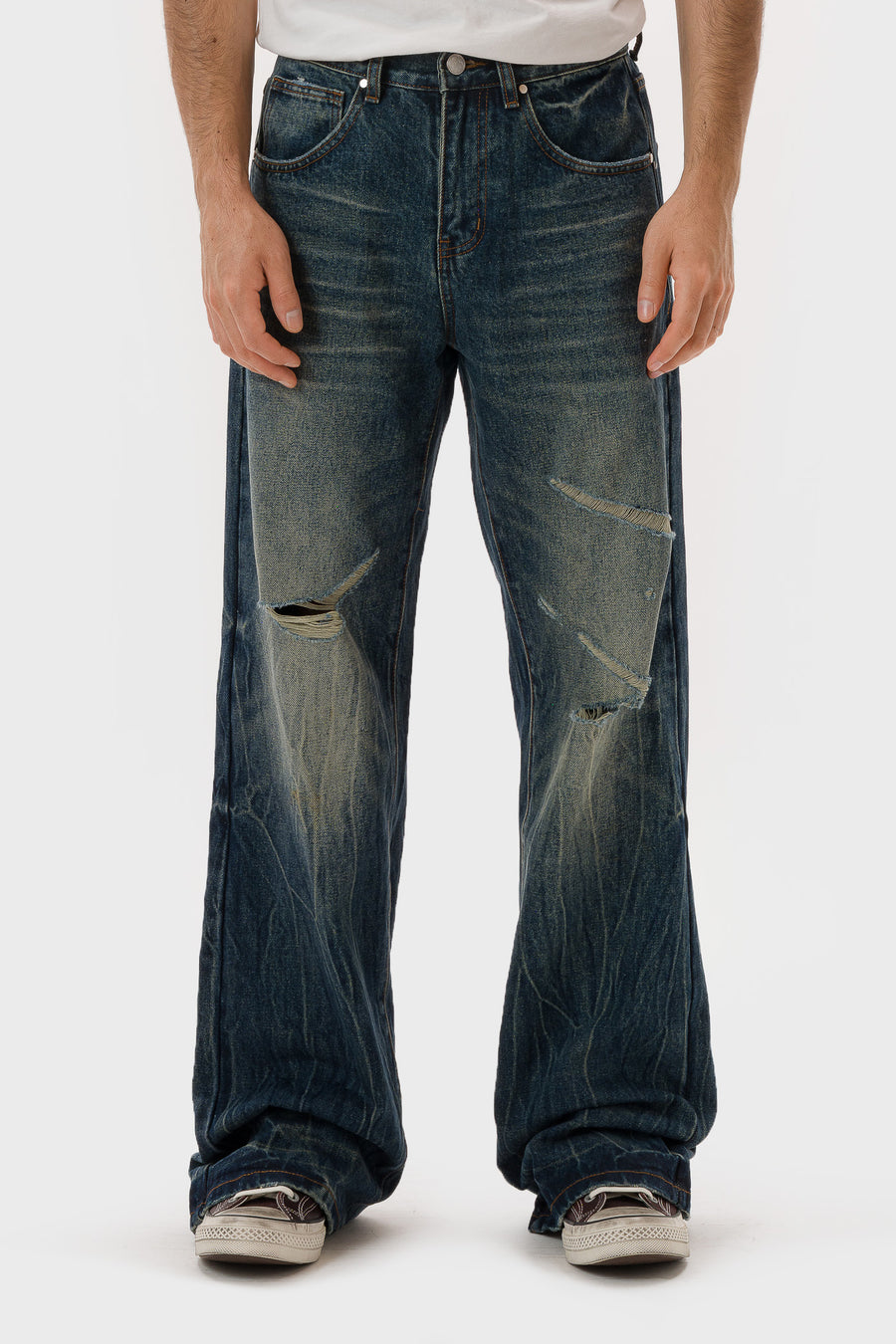 LAX Straight Leg Jean in Dakota Wash