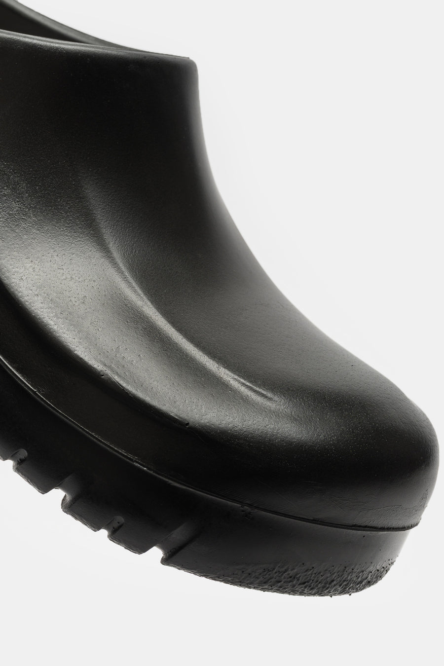 A 630 Polyurethane Clog in Black