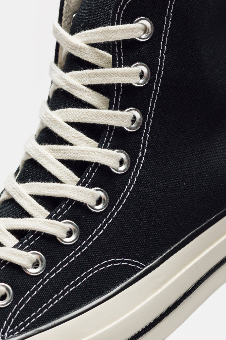 Chuck 70 Hi Sneaker in Black
