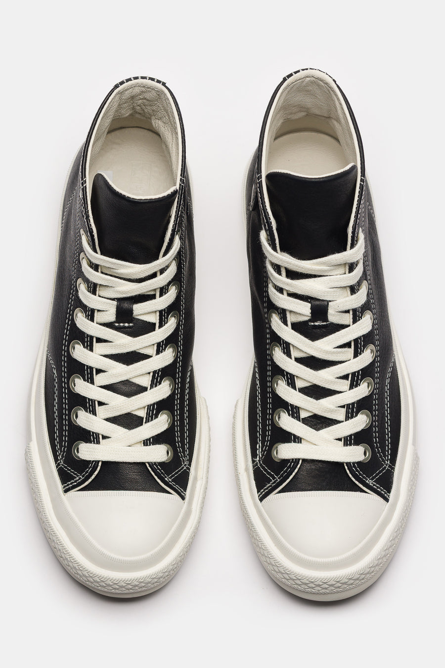 Converse First String Chuck Taylor Hi Sneaker in Black/Snow White - Notre