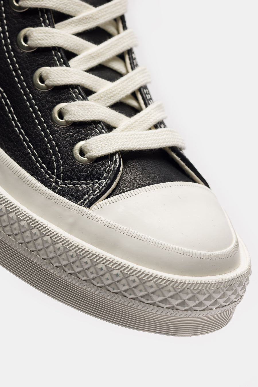 Converse First String Chuck Taylor Hi Sneaker in Black/Snow White - Notre
