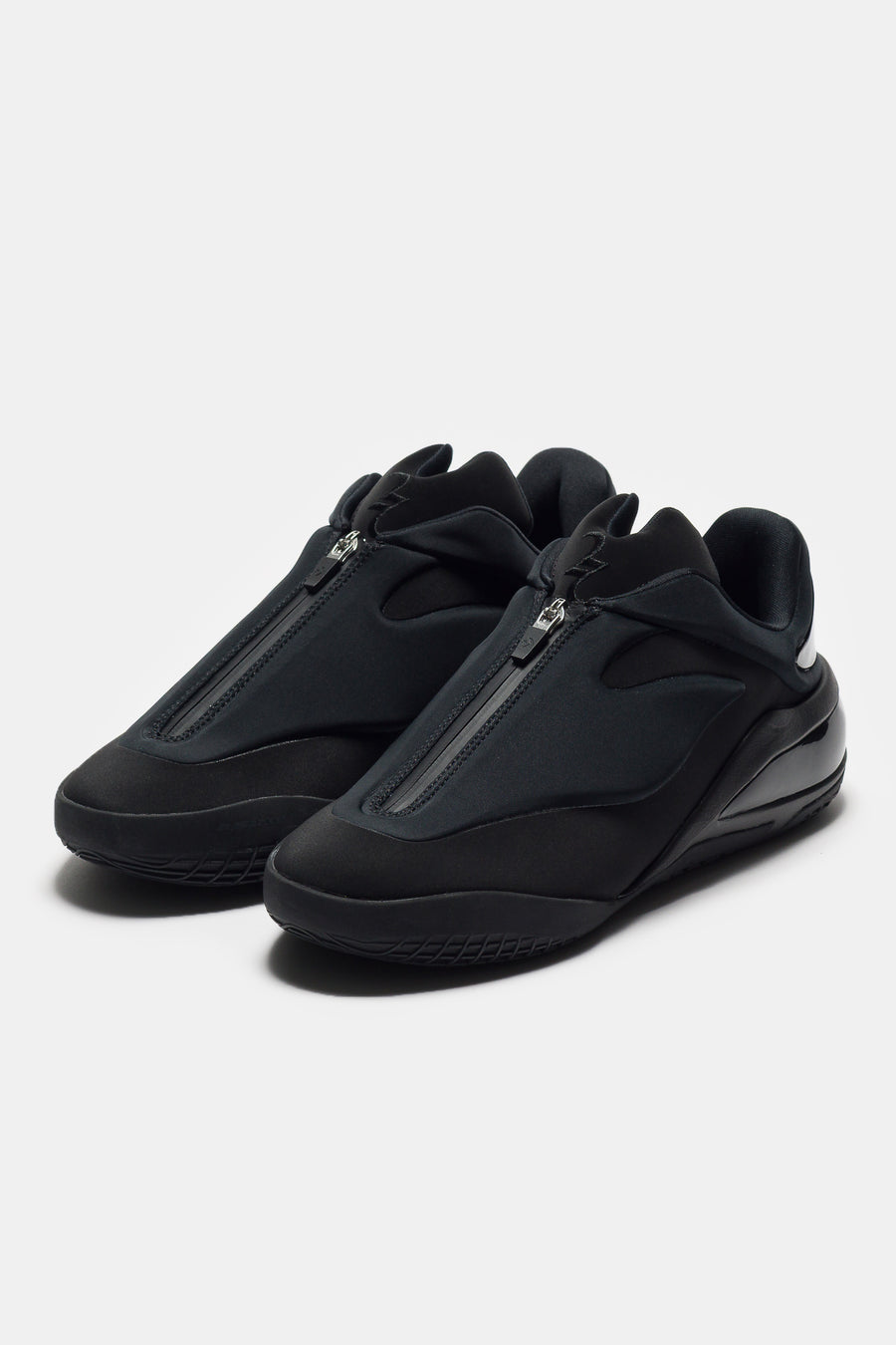 Shai 001 Ox Sneaker in Charm Black