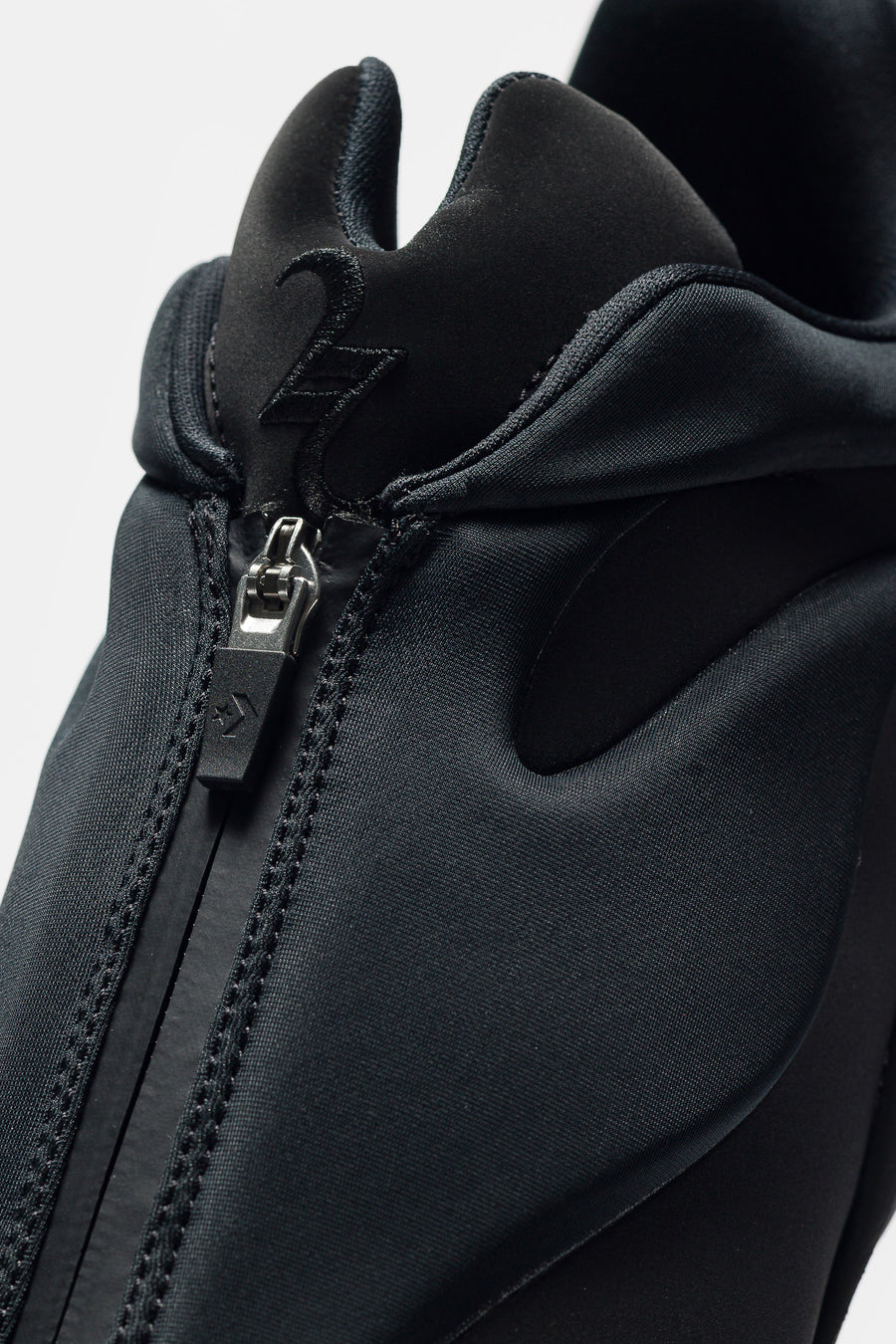 Shai 001 Ox Sneaker in Charm Black