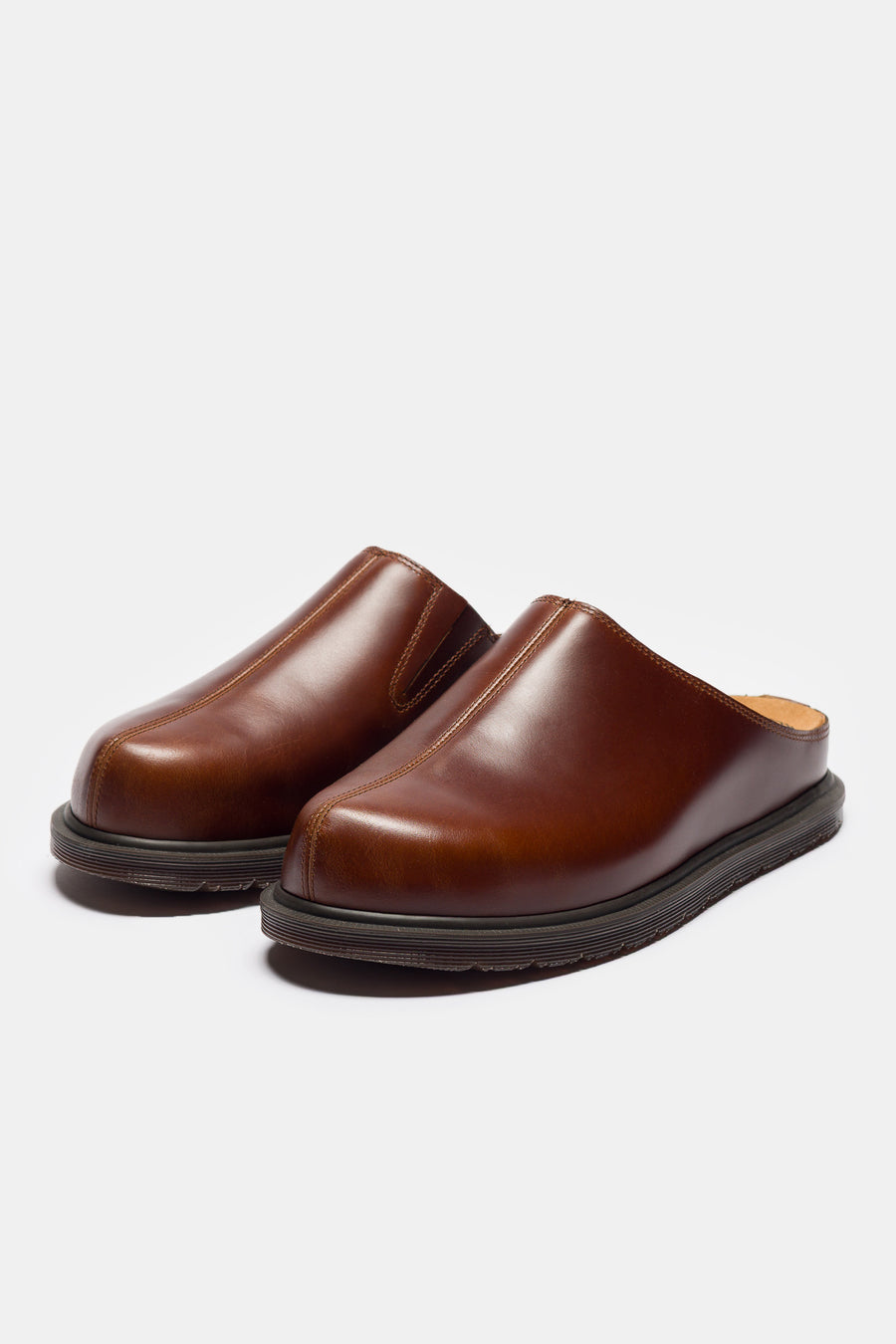 Dr. Martens San Mule Shoe in Butterscotch Orleans - Notre