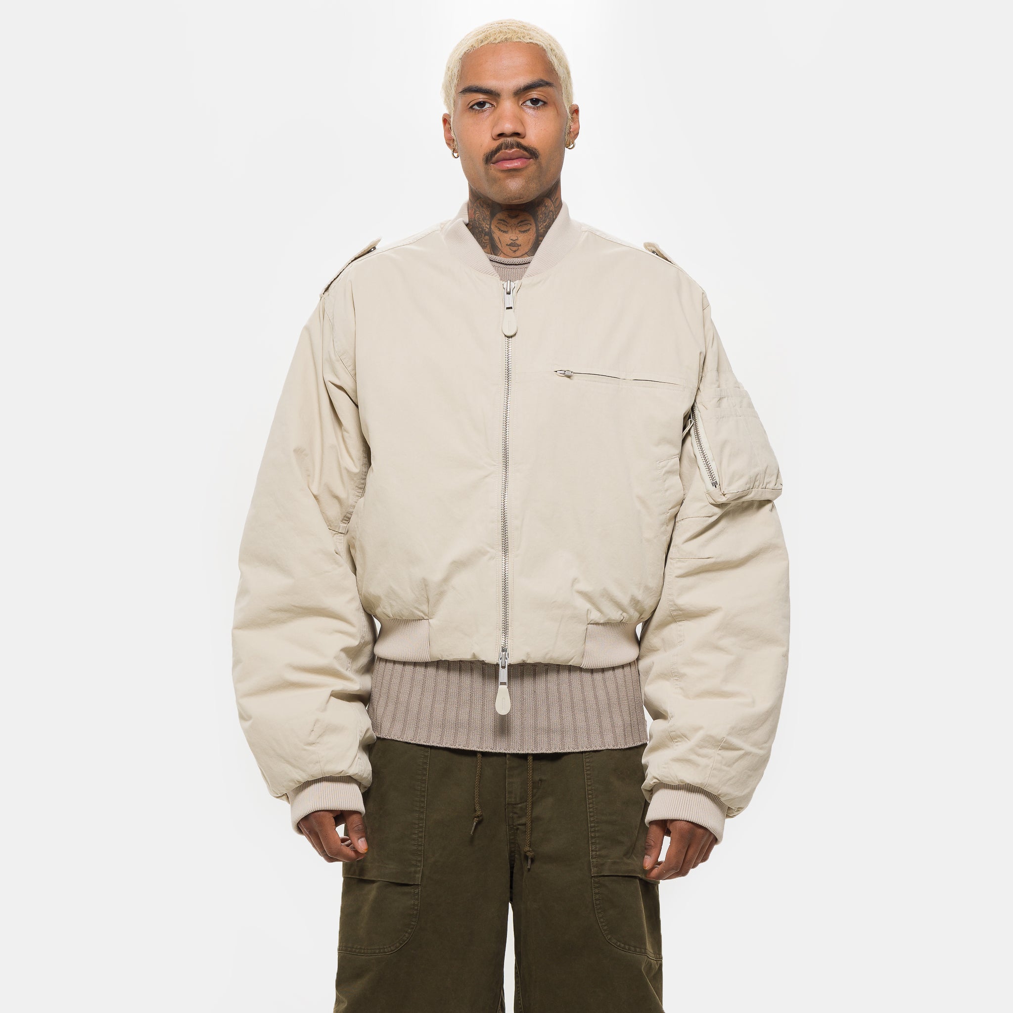 Entire Studios A-4 Bomber Jacket タグ付き A-4 Bomber Jacket in Off White - Entire Studios