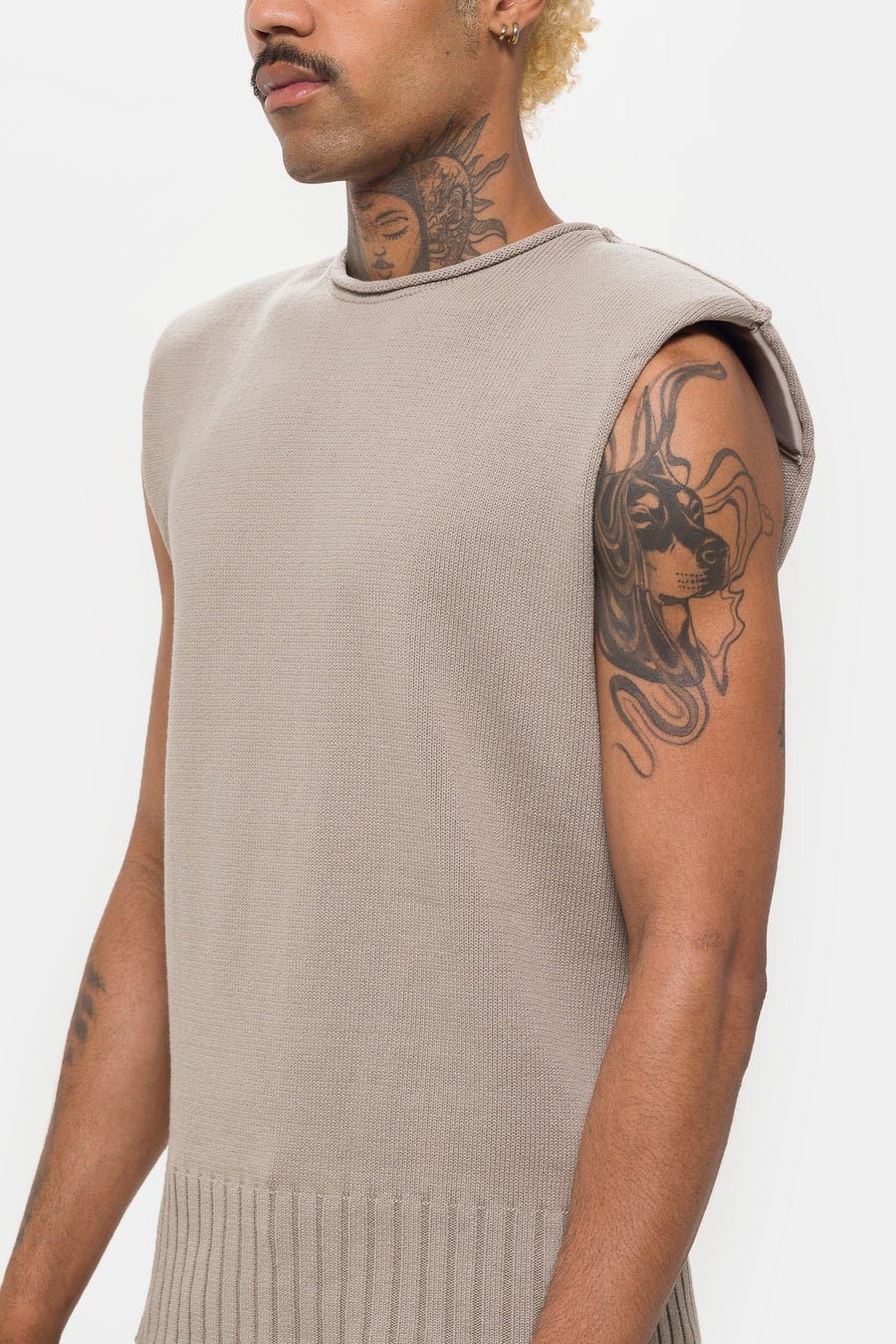 Burns Knit Vest in Light Grey - Entire Studios