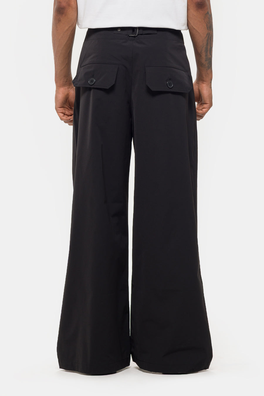Cinch Pant in Black - Entire Studios