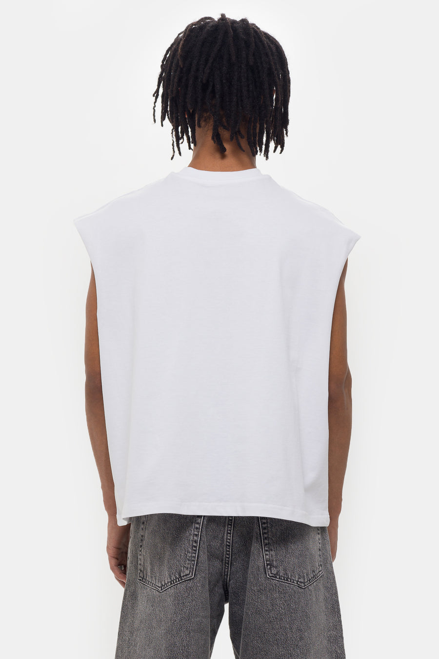 Estudio Niksen Muscle Cropped T-Shirt in White - Notre