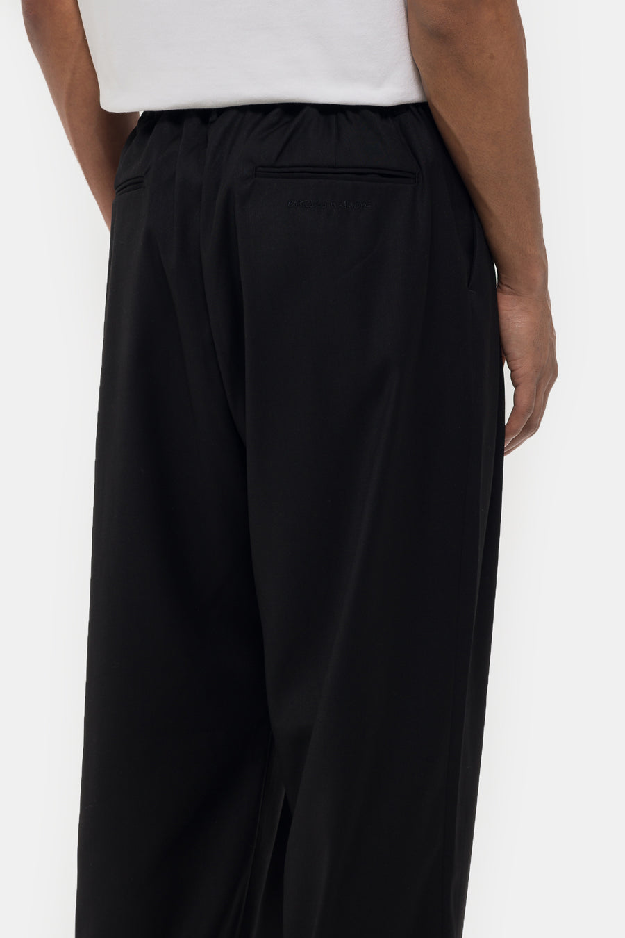 Estudio Niksen Pintuck Wide Trouser in Black - Notre