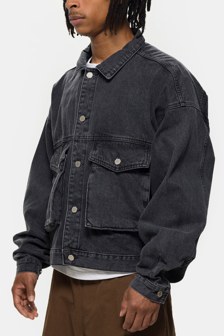 Boxy Denim Trucker Jacket in Black – Estudio Niksen