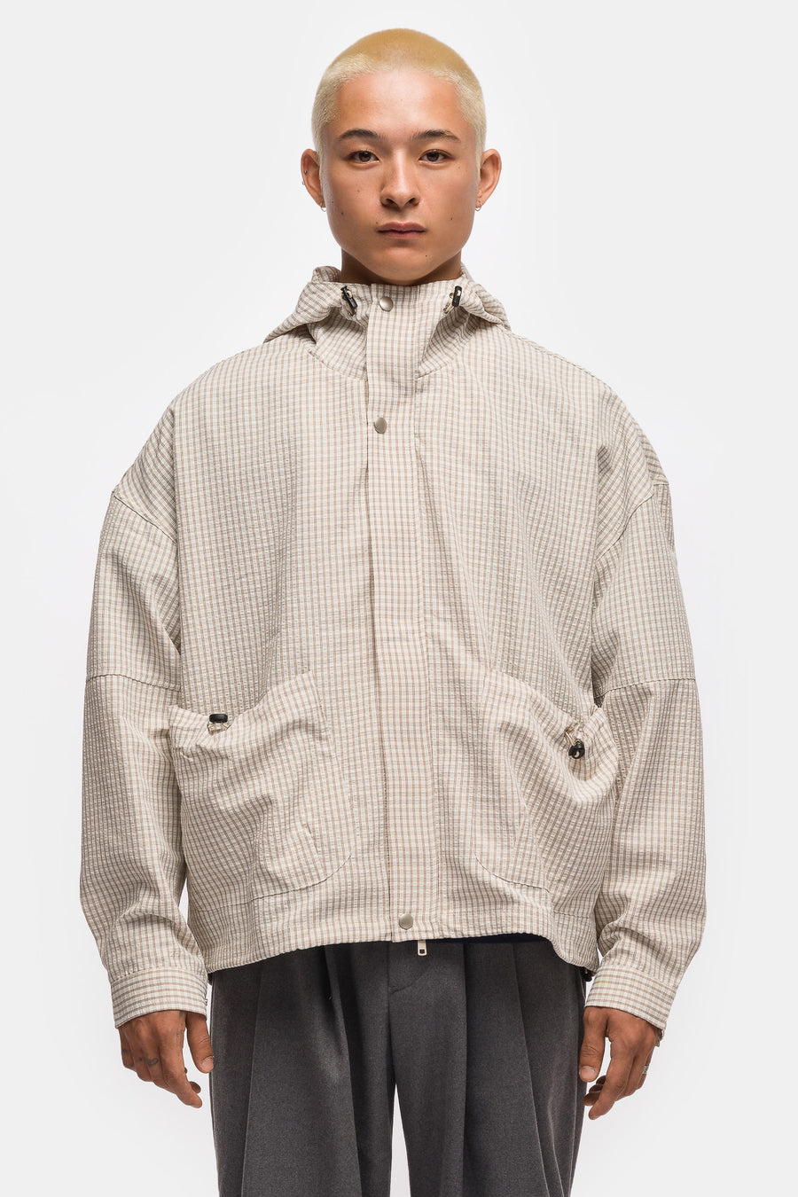 Estudio Niksen Bungee Strap Checkered Jacket in Beige - Notre