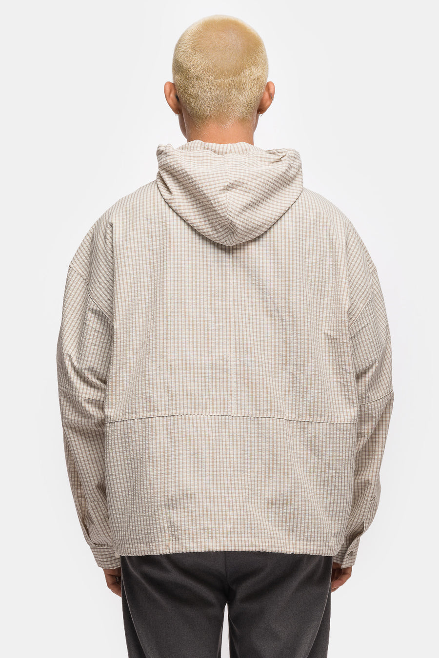 Estudio Niksen Bungee Strap Checkered Jacket in Beige - Notre