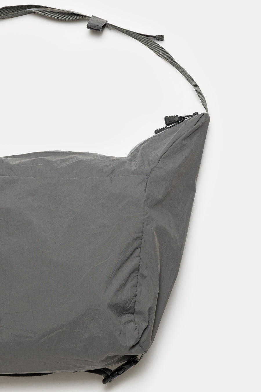 Crossbody City Bag in Grey