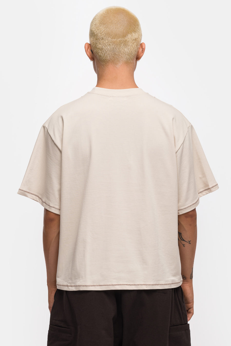 Estudio Niksen Hand Embroidered Cropped T-Shirt in Beige - Notre